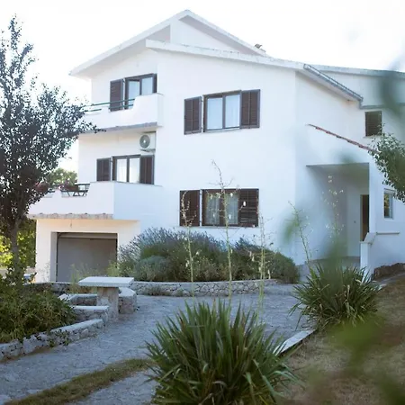 Cassa Blanca With Heated Pool *