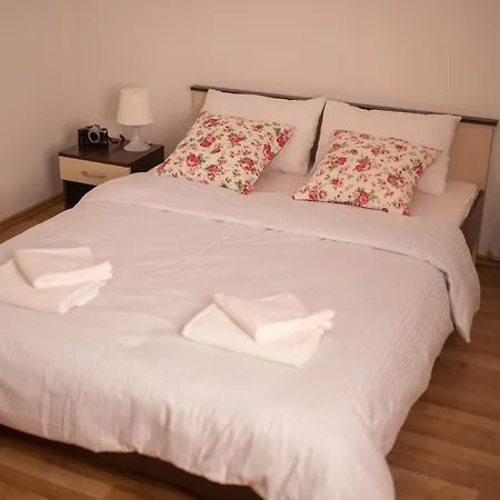 Cassa Blanca With Heated Pool *