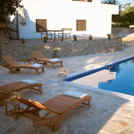 Cassa Blanca With Heated Pool Feriehus Imotski